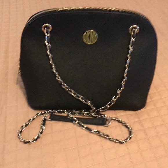 dkny pocketbooks